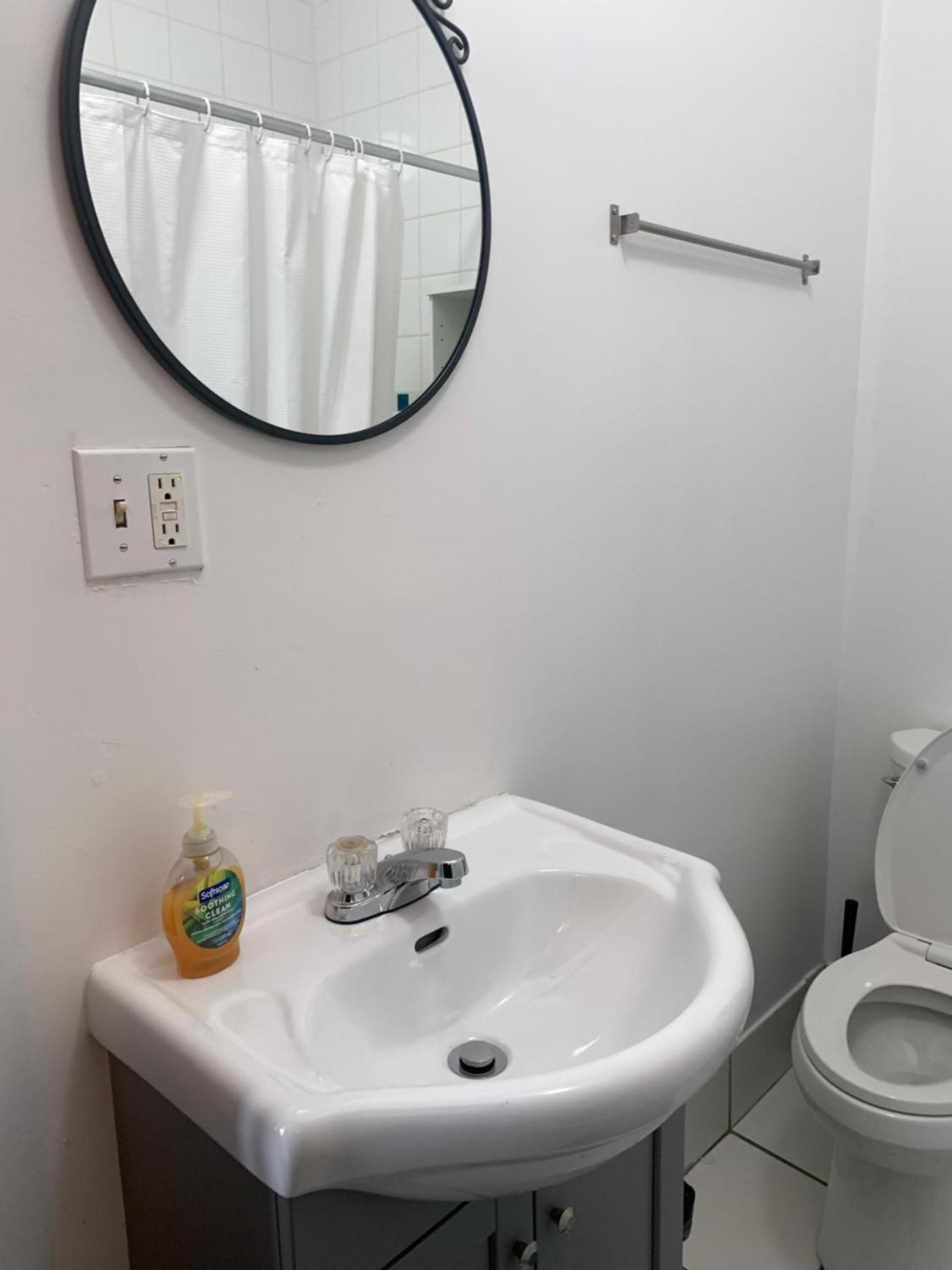 Pensione Popolo Montreal Phòng bức ảnh